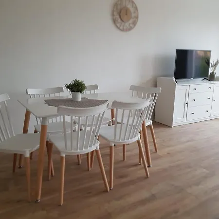 Apartment In Ausgebauter Scheune Mit Ostseenähe