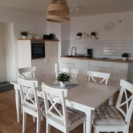 In Ausgebauter Scheune Mit Ostseenaehe 아파트 *